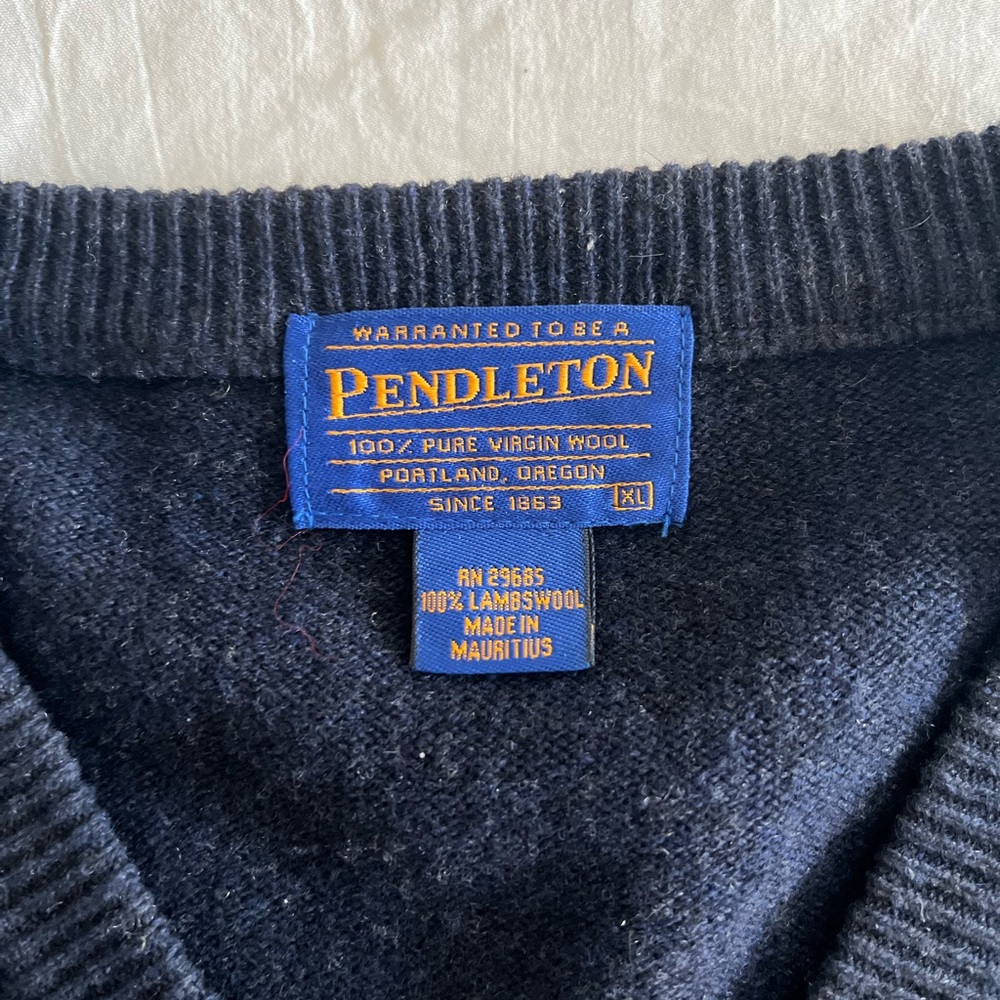 Pendleton Vest - image 2